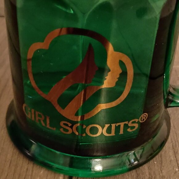 Vintage Girl Scouts Logo Emerald Green Glass Mug Made in the USA - Picture 3 of 10
